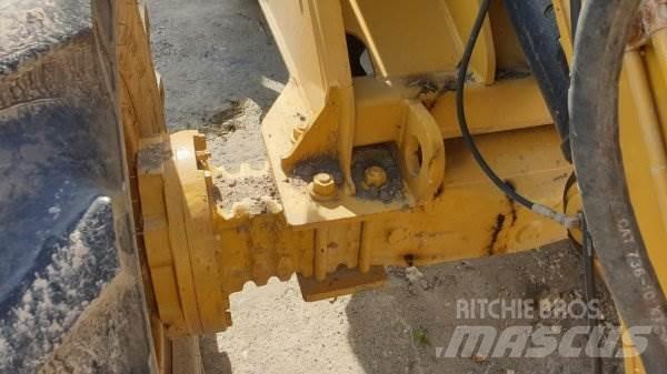 CAT 908 輪胎式裝載機