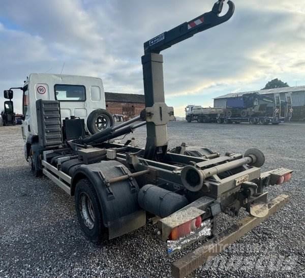 DAF LF 250 FA +(CZ) CTS 吊鉤式起重車
