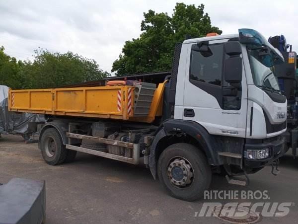 Iveco 150 EW 吊鉤式起重車