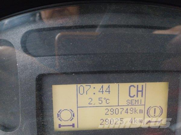 Iveco Trakker 450 傾卸式卡車