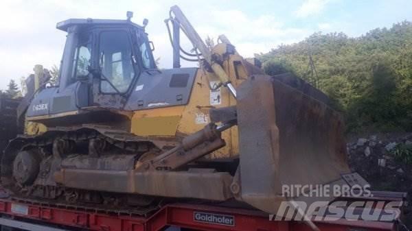 Komatsu D65 EX-12 履帶推土機