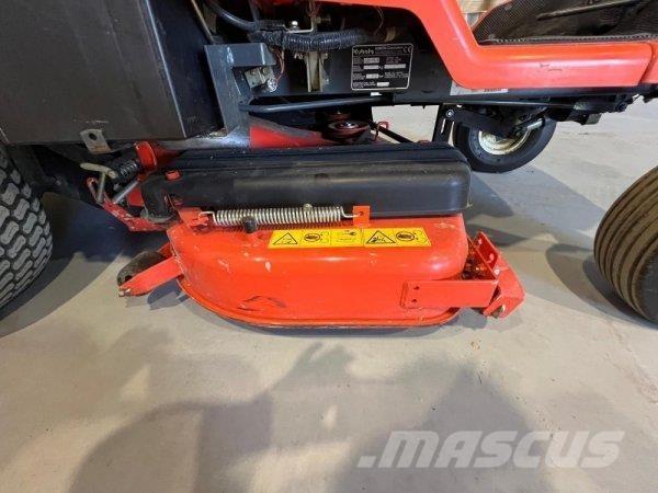 Kubota GZD15-II 騎乘式割草機