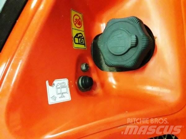 Kubota KX 019-4 小型挖土機/掘鑿機<7t(小型挖掘機)