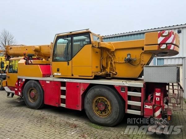 Liebherr 1030-2.1 起重機卡車