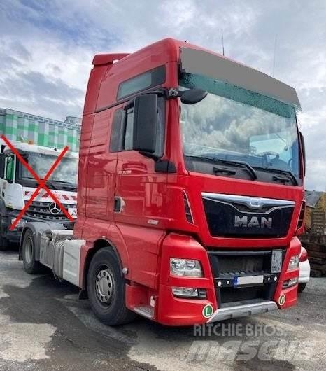 MAN TGX 18.560 曳引機組件
