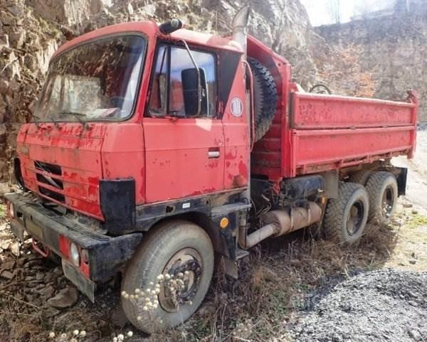 Tatra 815 傾卸式卡車