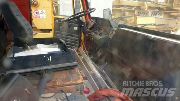 Tatra 815 +ČKD - AD 28 起重機卡車
