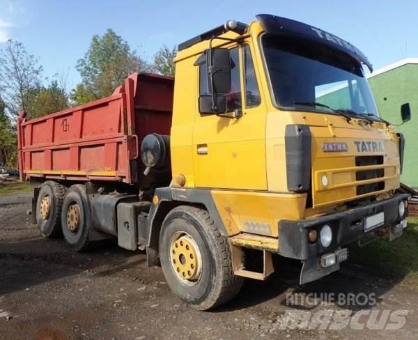 Tatra T 815 傾卸式卡車