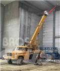 Tatra T148 +ČKD AD 20T 起重機卡車