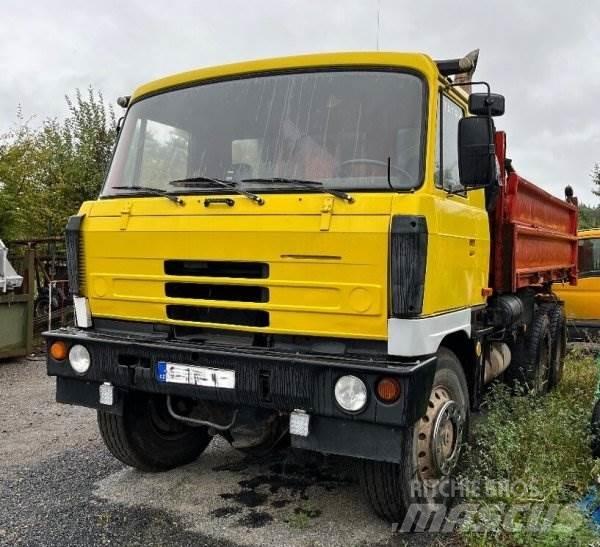 Tatra T815 傾卸式卡車