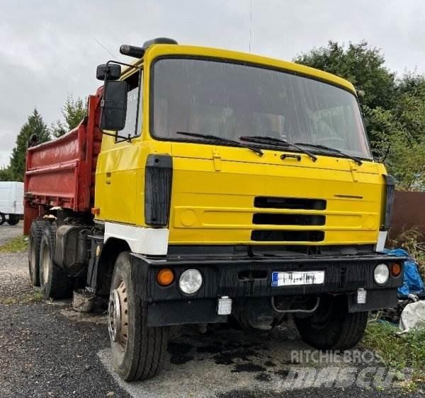 Tatra T815 傾卸式卡車
