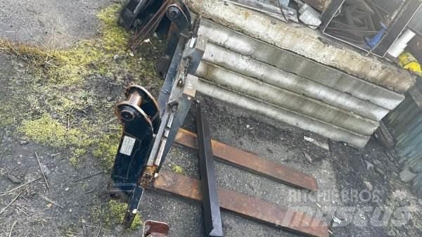 Terex TL 100 輪胎式裝載機
