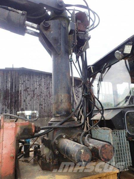 ZTS LKT 120 + přívěs 伐木歸堆機