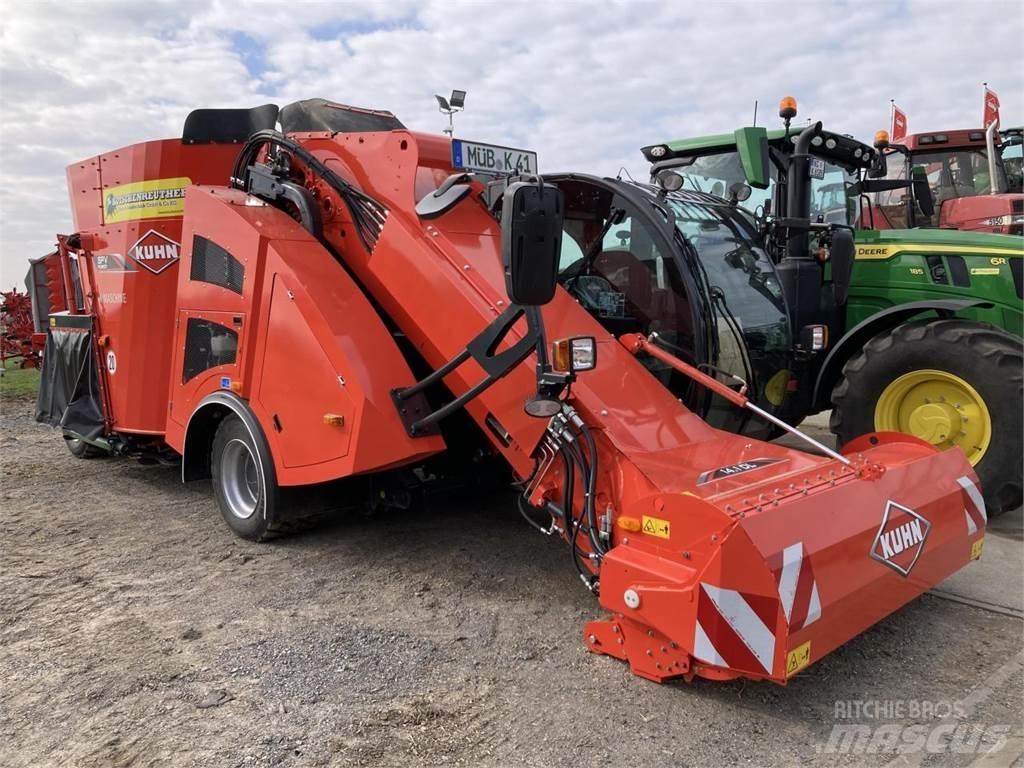 Kuhn SPV 混合餵料機