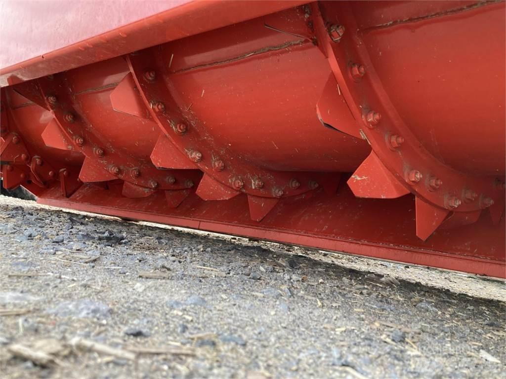 Kuhn SPV 混合餵料機