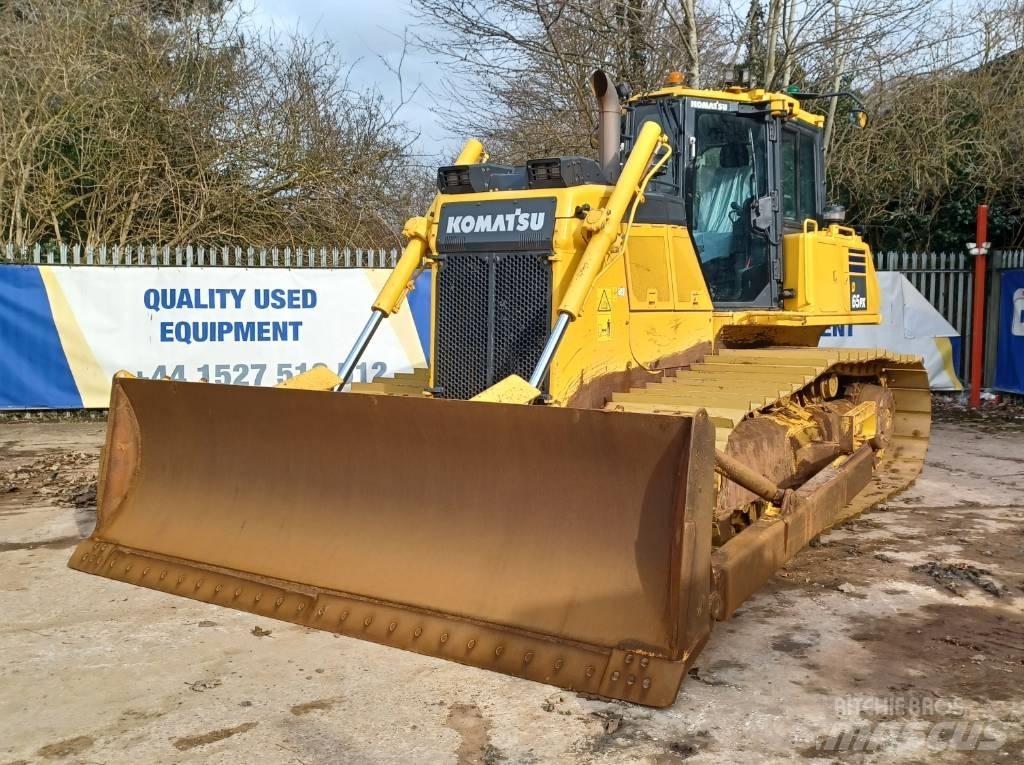 Komatsu D65PX-18 履帶推土機