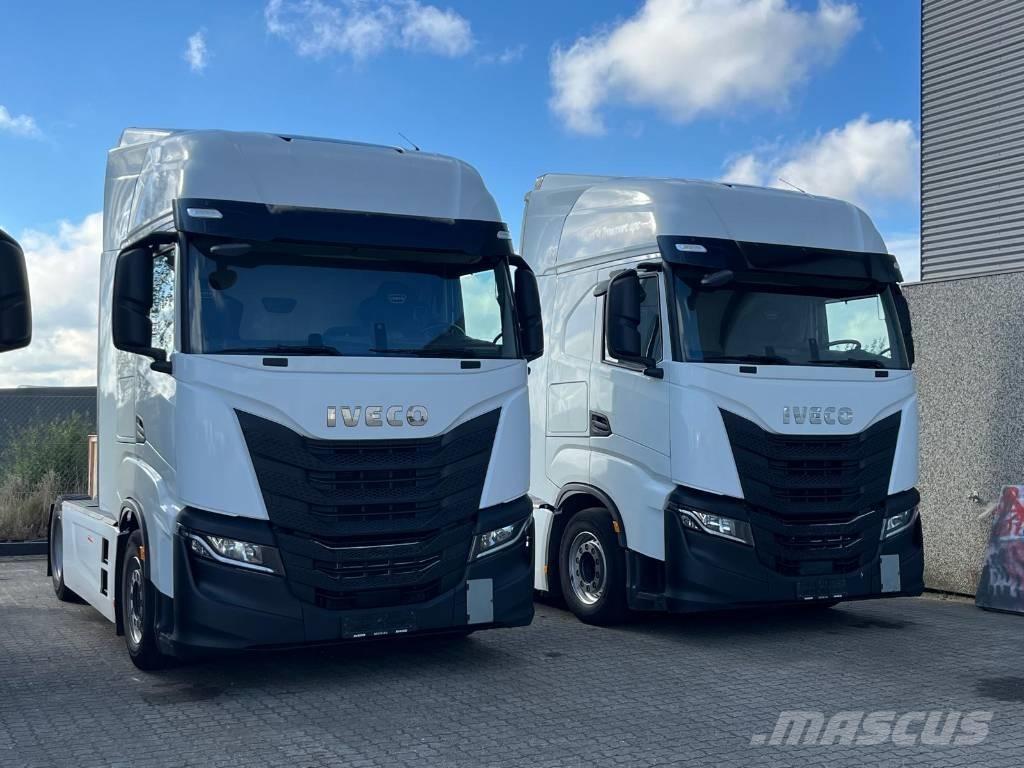 Iveco S-Way AS 440 曳引機組件