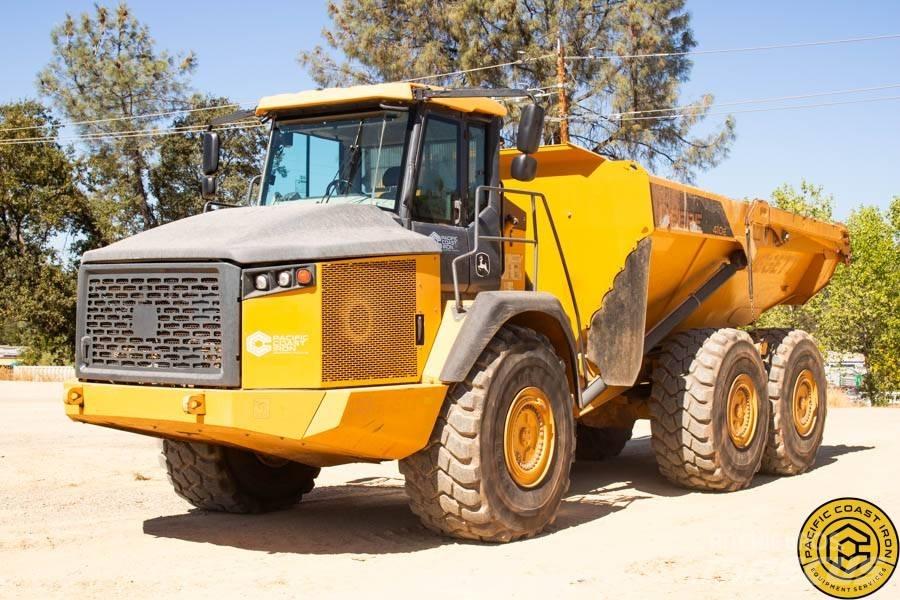 DEERE 410E 鉸接式起吊車