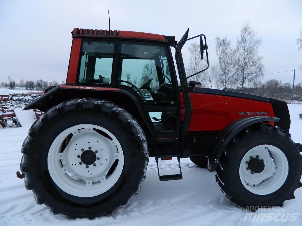 Valtra 8150 曳引機