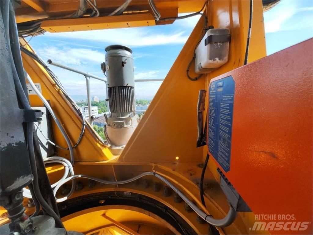 Liebherr 200EC-H 塔式起重機