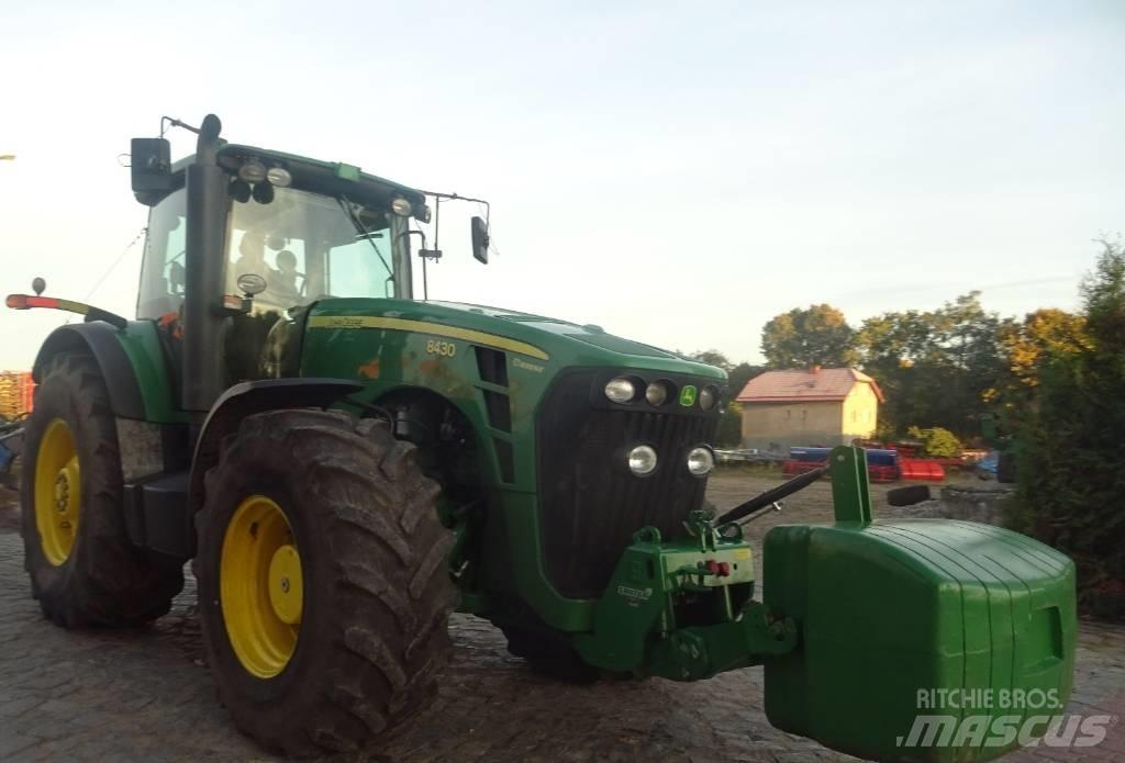 John Deere 8430 曳引機
