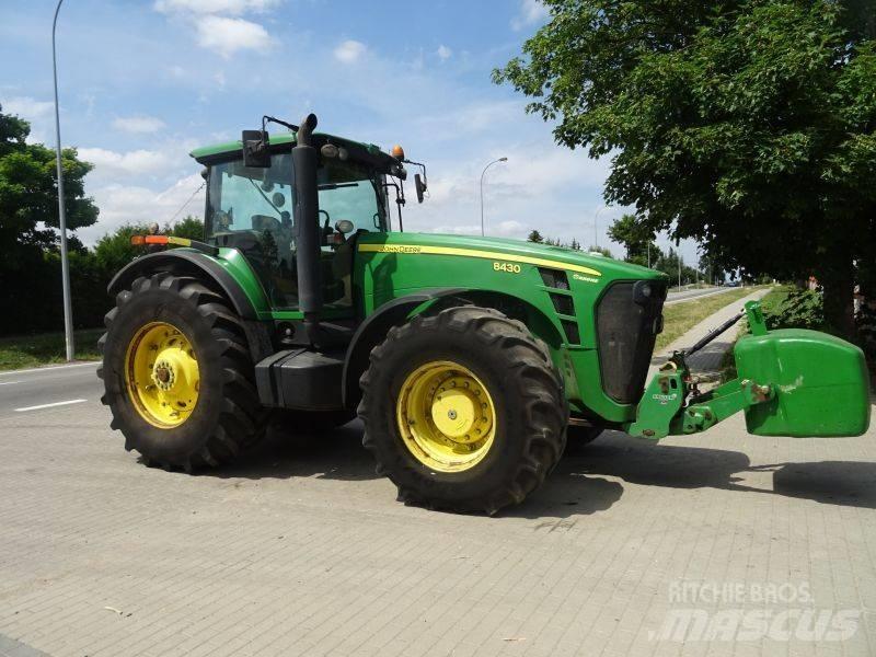 John Deere 8430 曳引機