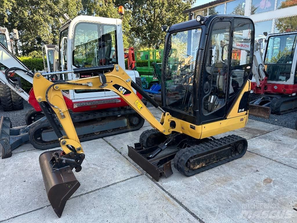 CAT 301.4 C 小型挖土機/掘鑿機<7t(小型挖掘機)