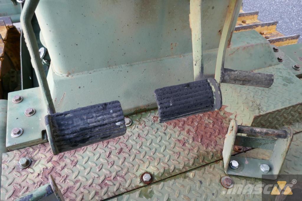 CAT D7G Ex-army 履帶推土機