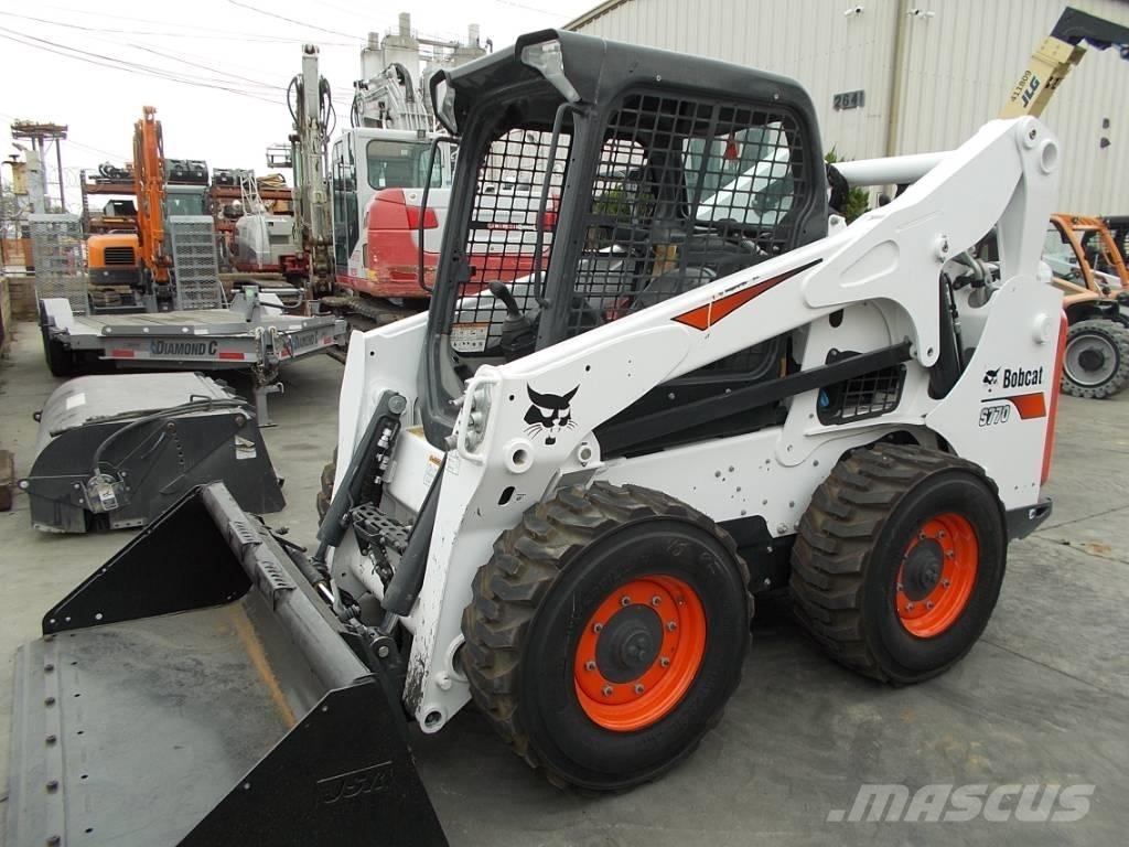Bobcat S770 滑移轉向裝載機