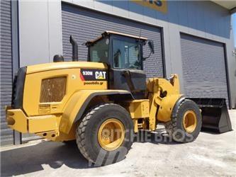 CAT 930M 輪胎式裝載機