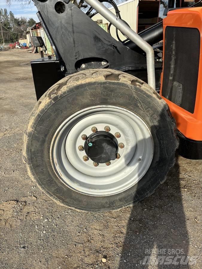 JLG G 6-42 A 伸縮臂操作車