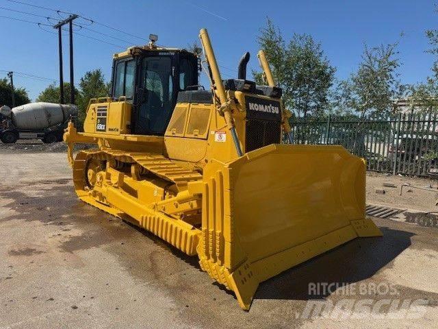 Komatsu D65EX-18 履帶推土機