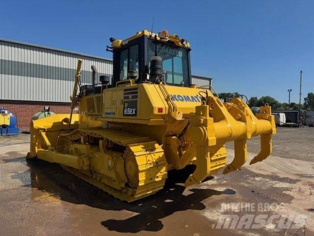 Komatsu D65EX-18 履帶推土機