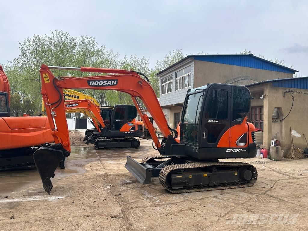Doosan DX60 履帶式 挖土機/掘鑿機/挖掘機