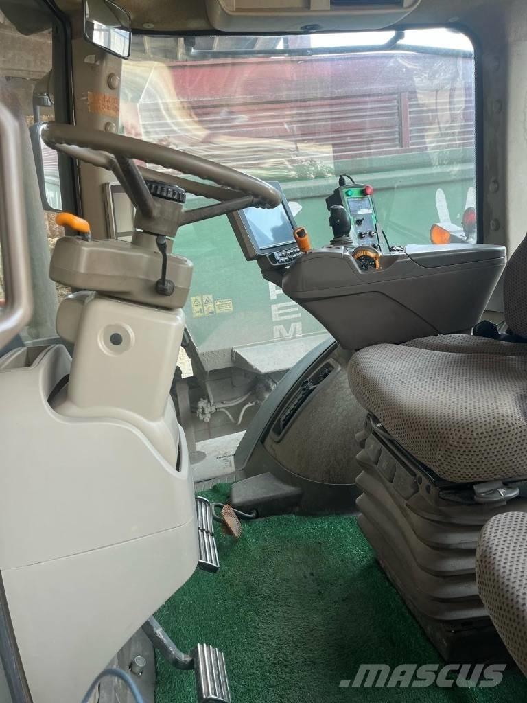 John Deere 7230 R 曳引機