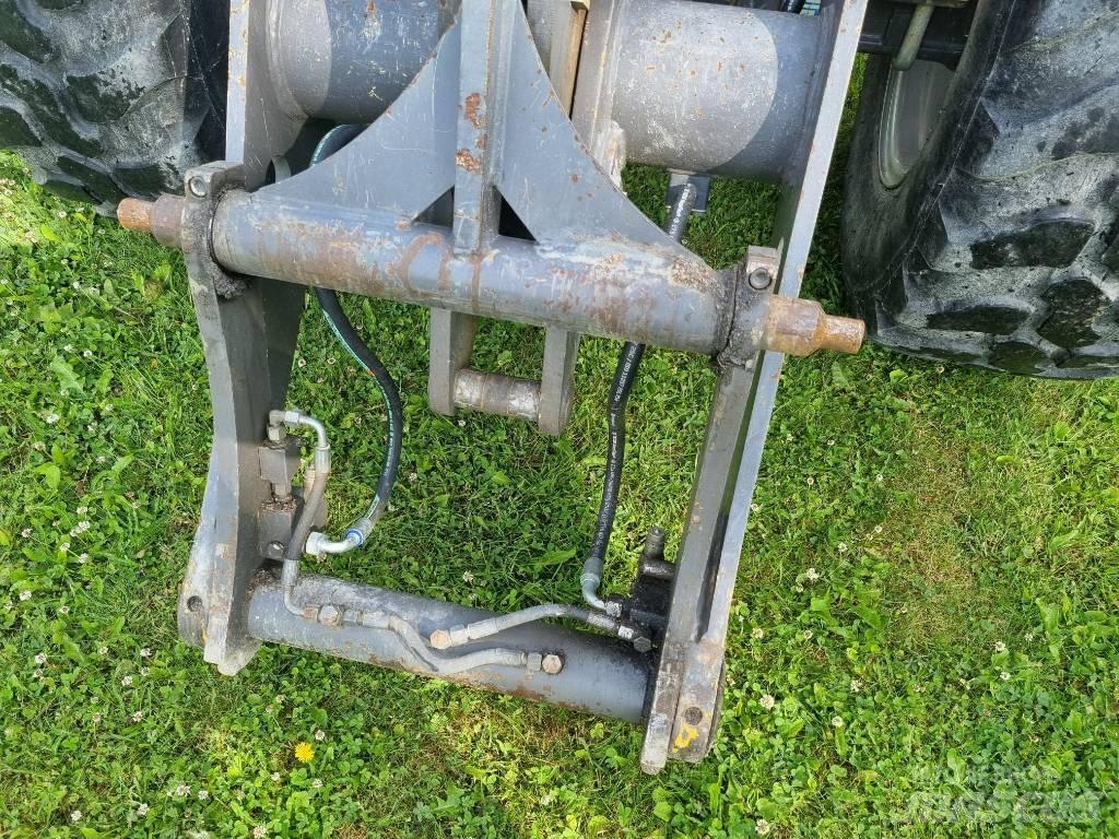 Volvo L25B 滑移轉向裝載機