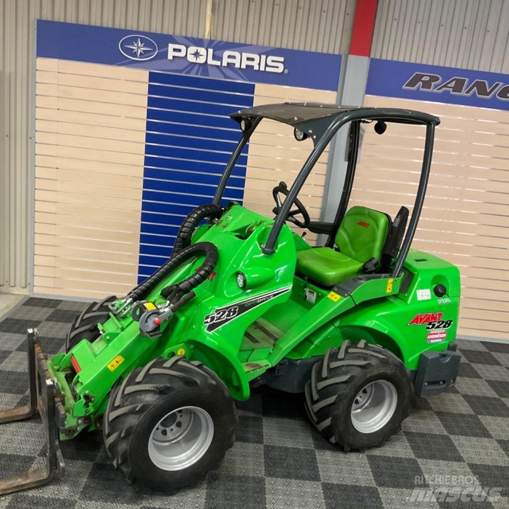 Avant 528 其他農業機械
