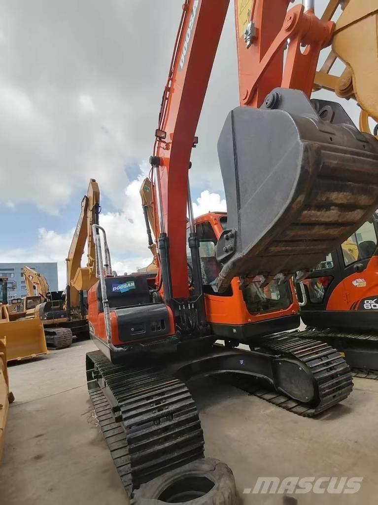 Doosan DX 140 履帶式 挖土機/掘鑿機/挖掘機