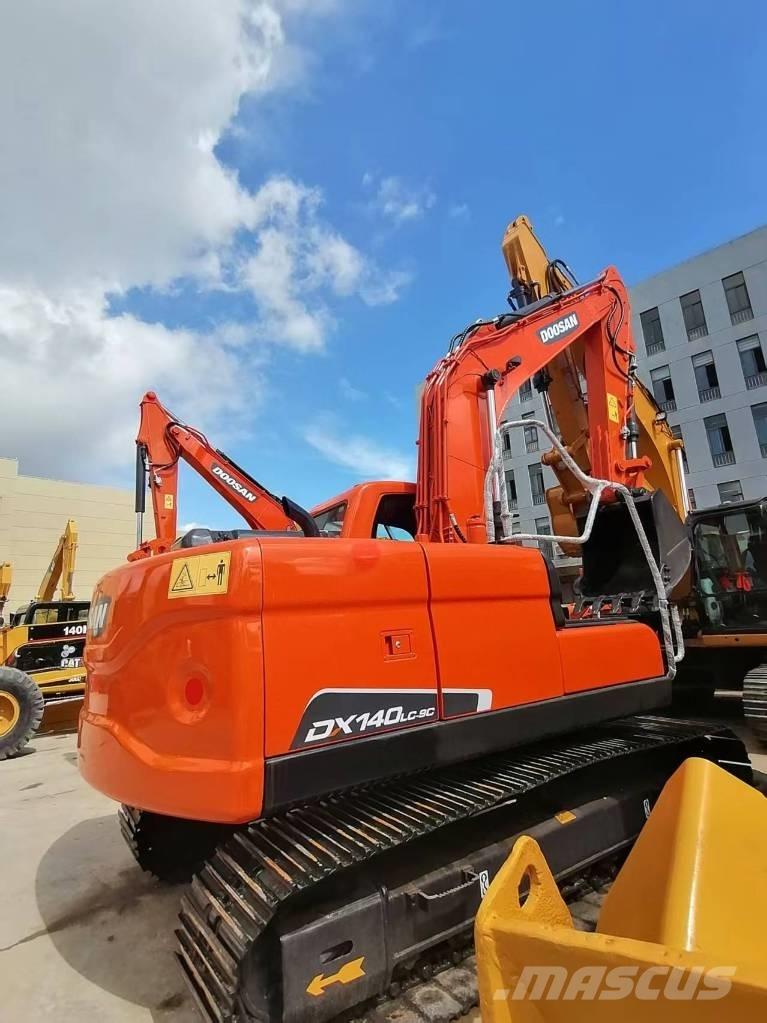 Doosan DX 140 履帶式 挖土機/掘鑿機/挖掘機