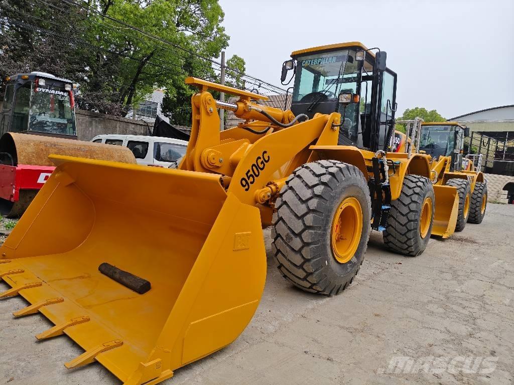 CAT 950 GC 輪胎式裝載機