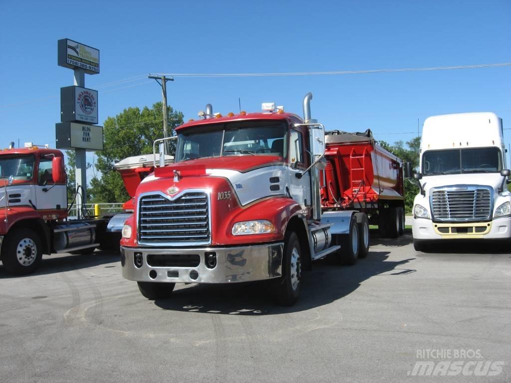Mack CXN 613 曳引機組件