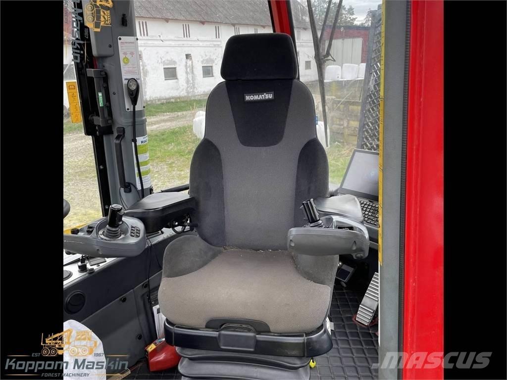 Komatsu 895 集運機