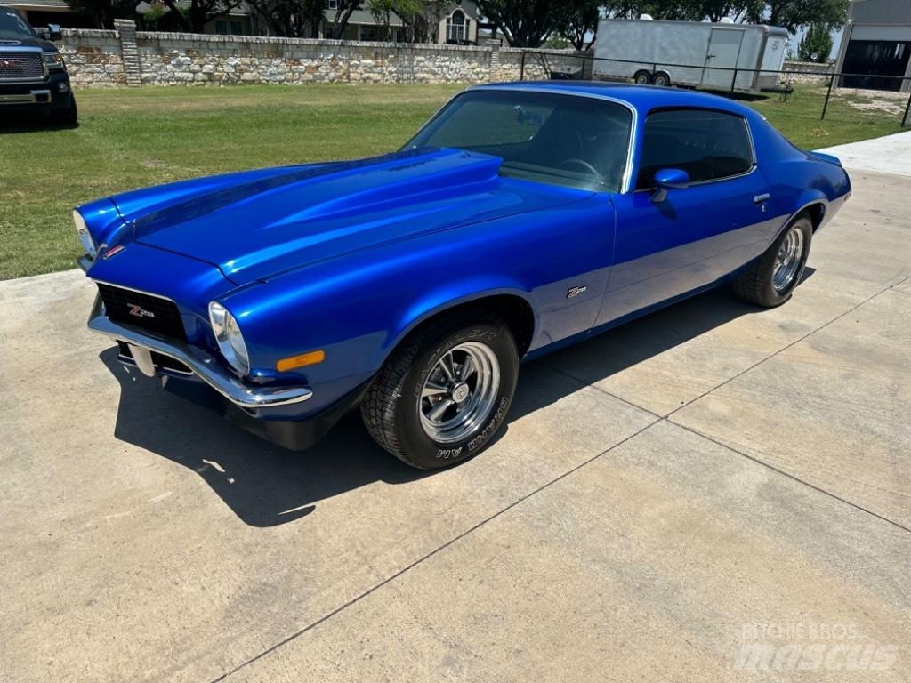 Chevrolet Camaro 汽車
