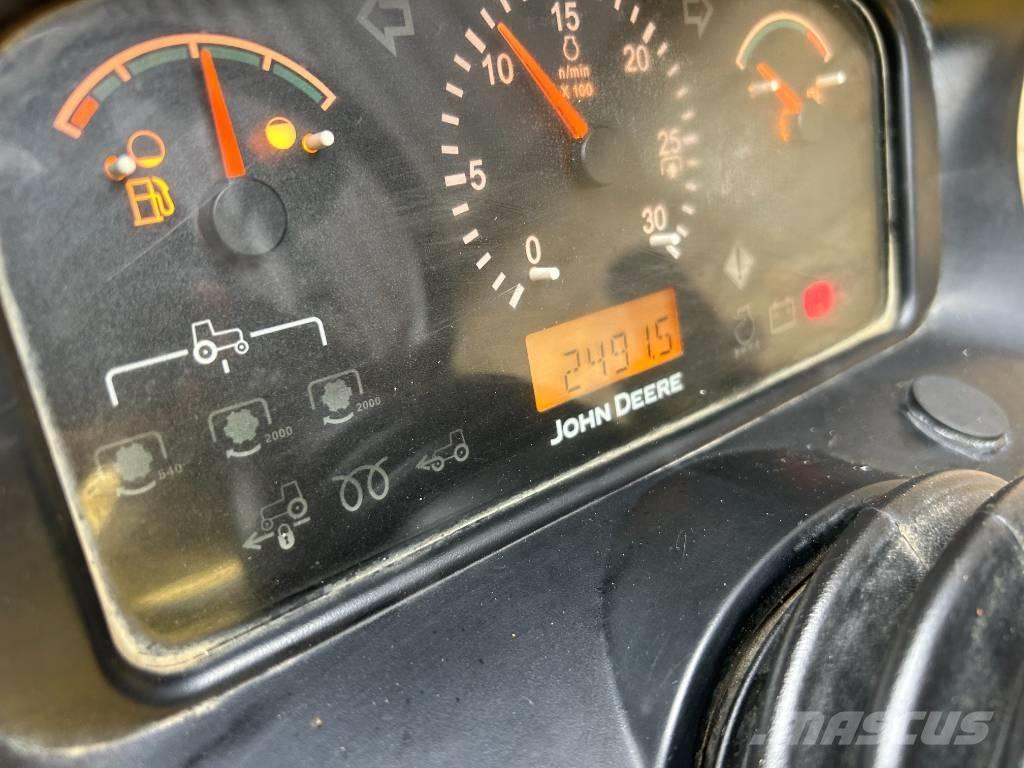 John Deere 3520 小型曳引機