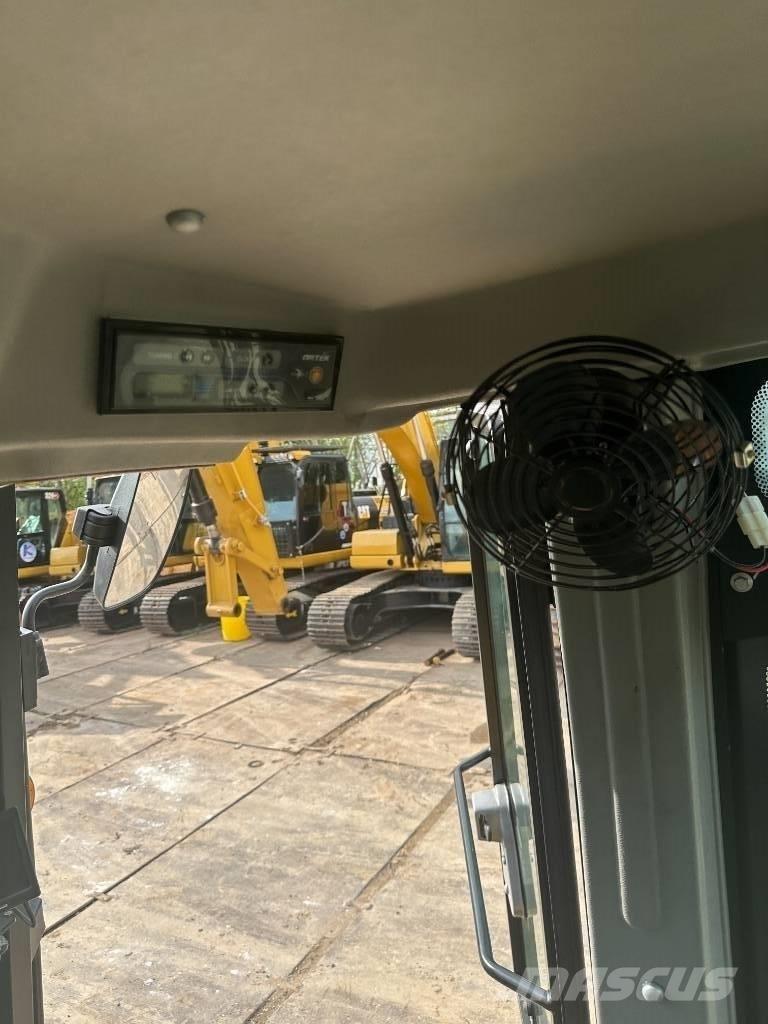 JCB 3 CX 反鏟裝載機
