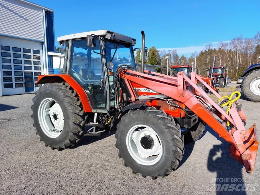 Massey Ferguson 4245 曳引機