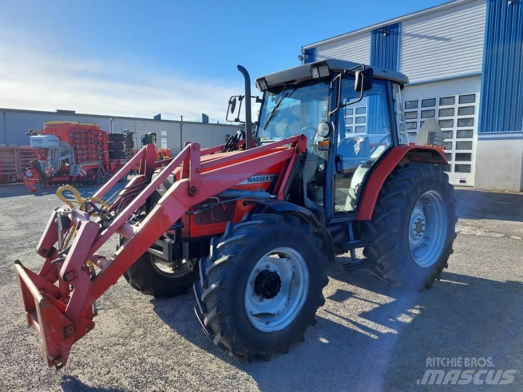 Massey Ferguson 4245 曳引機