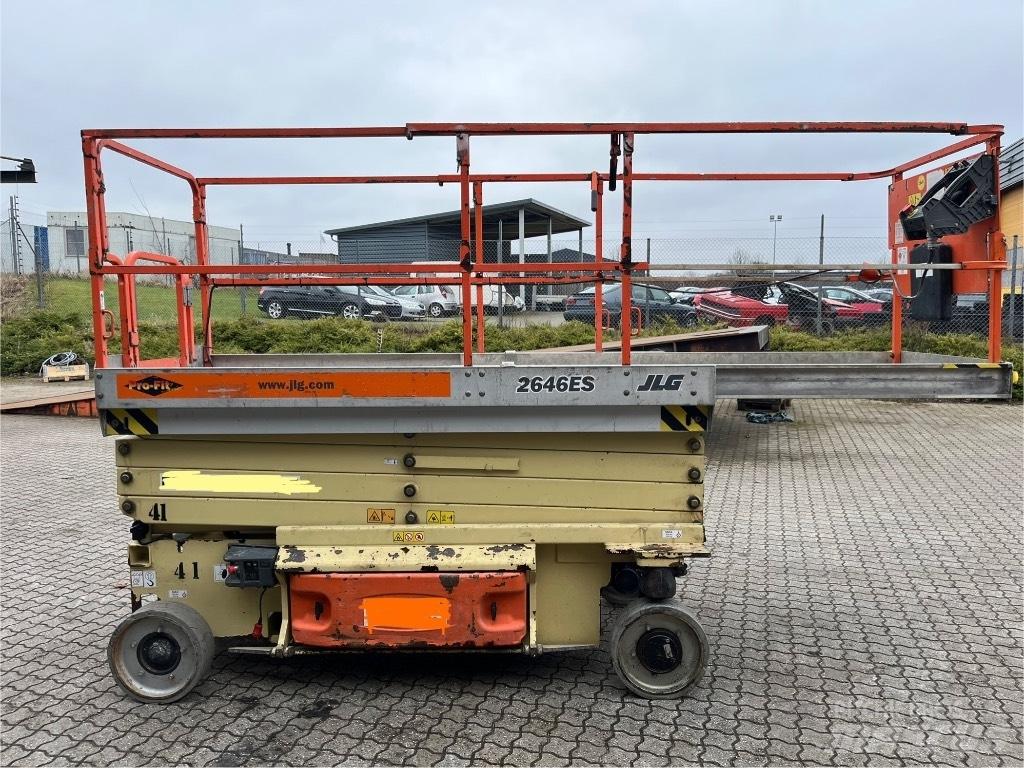 JLG 2646 ES 剪式升降機