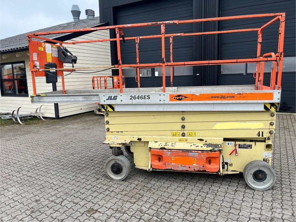 JLG 2646 ES 剪式升降機