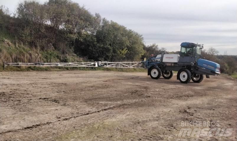 Evrard Alpha 2500 自走式噴霧機